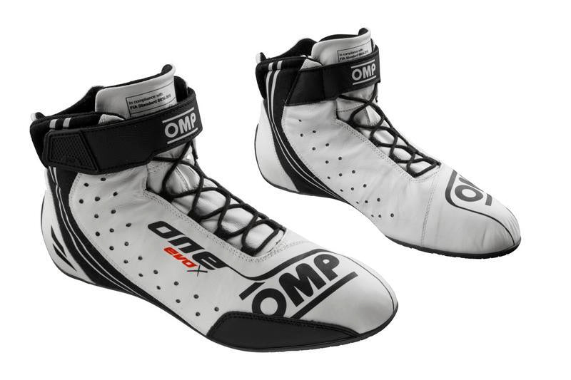 OMP ONE EVO X SHOES MY2024 FIA 8856-2018 WHITE SIZE 47 - IC0-0833-A01-020-47