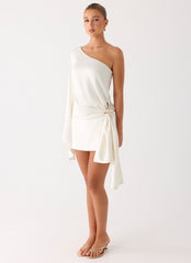 Statement Hour One Shoulder Top - Ivory