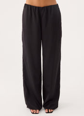 Zoeyy Satin Pant - Black