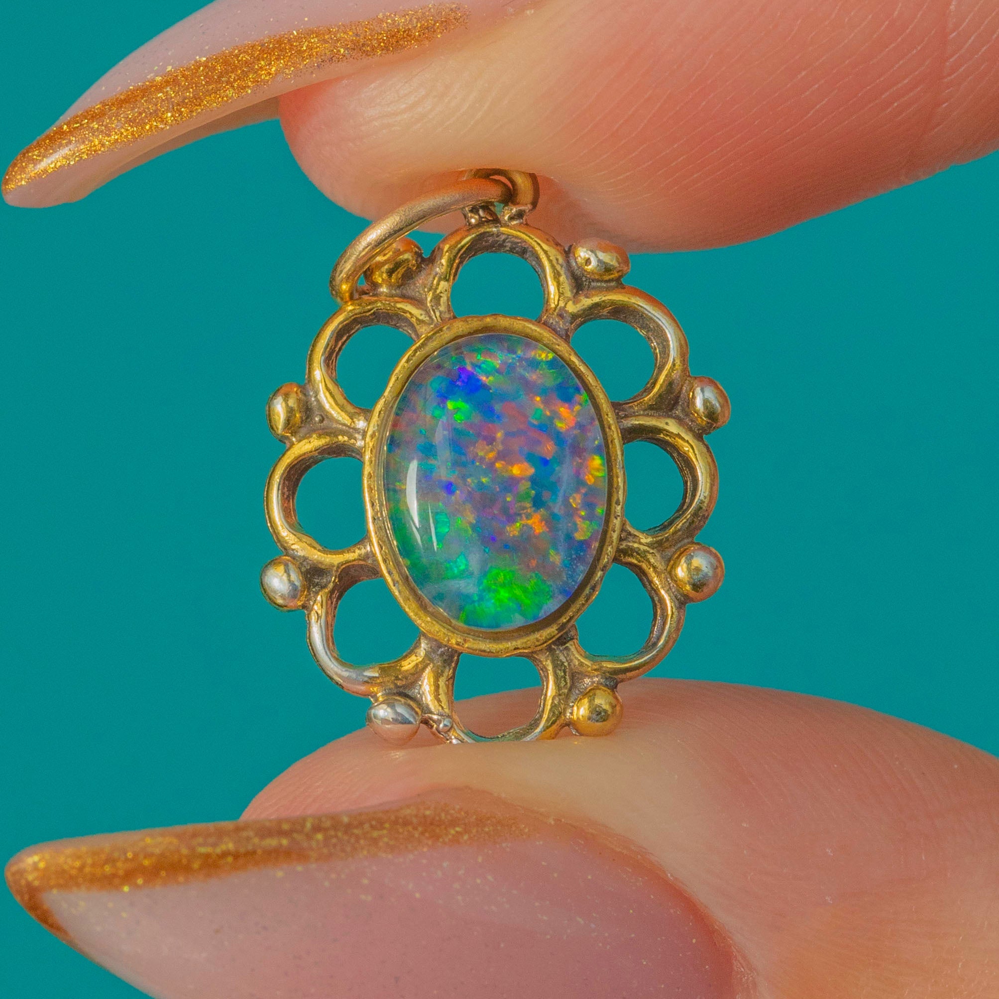 18ct Gold Opal Doublet Ornate Border Pendant