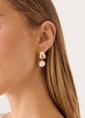 Golden Muse Earrings - Gold/Pearl