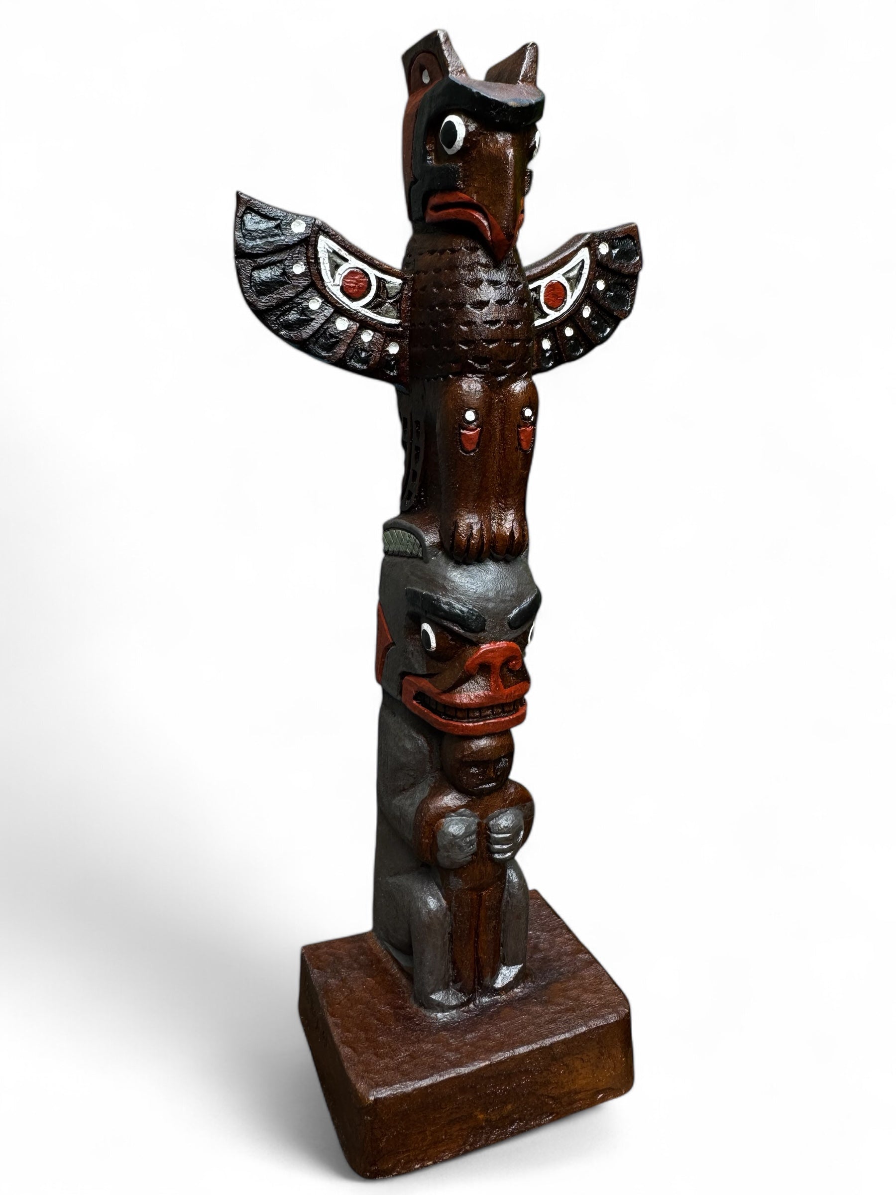 Thunderbird & Bear Totem Pole