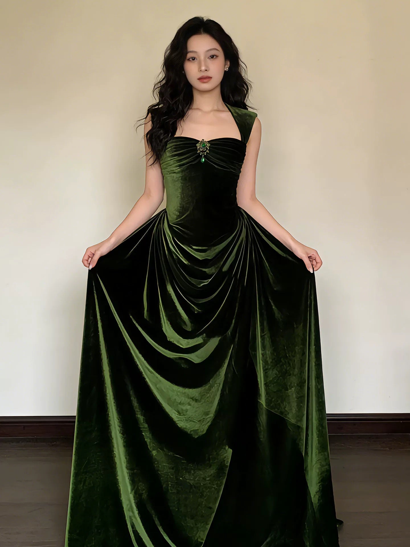 Vintage A Line Strapless Green Velvet With Ruffles For High Schools Teens Prom Dresses Long Graduation Dress N1671