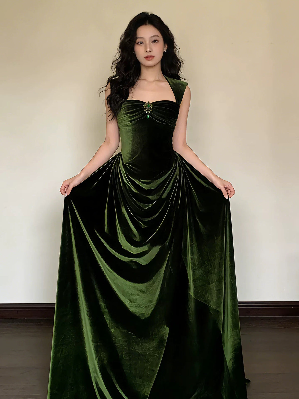 Vintage A Line Strapless Green Velvet With Ruffles For High Schools Teens Prom Dresses Long Graduation Dress N1671