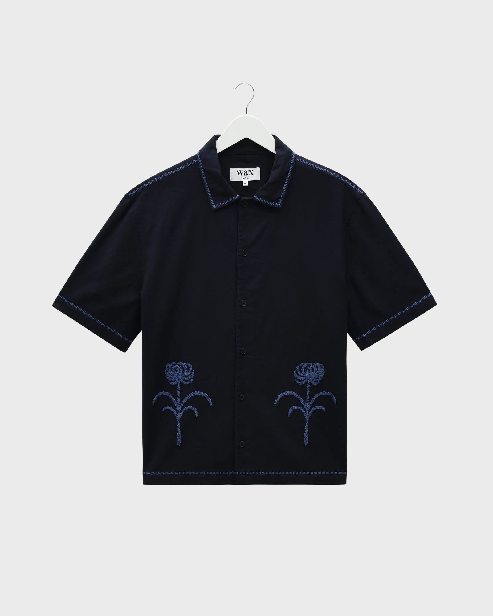 Wax London Keats Short Sleeve Dahlia Embroidery Shirt in Navy/Blue